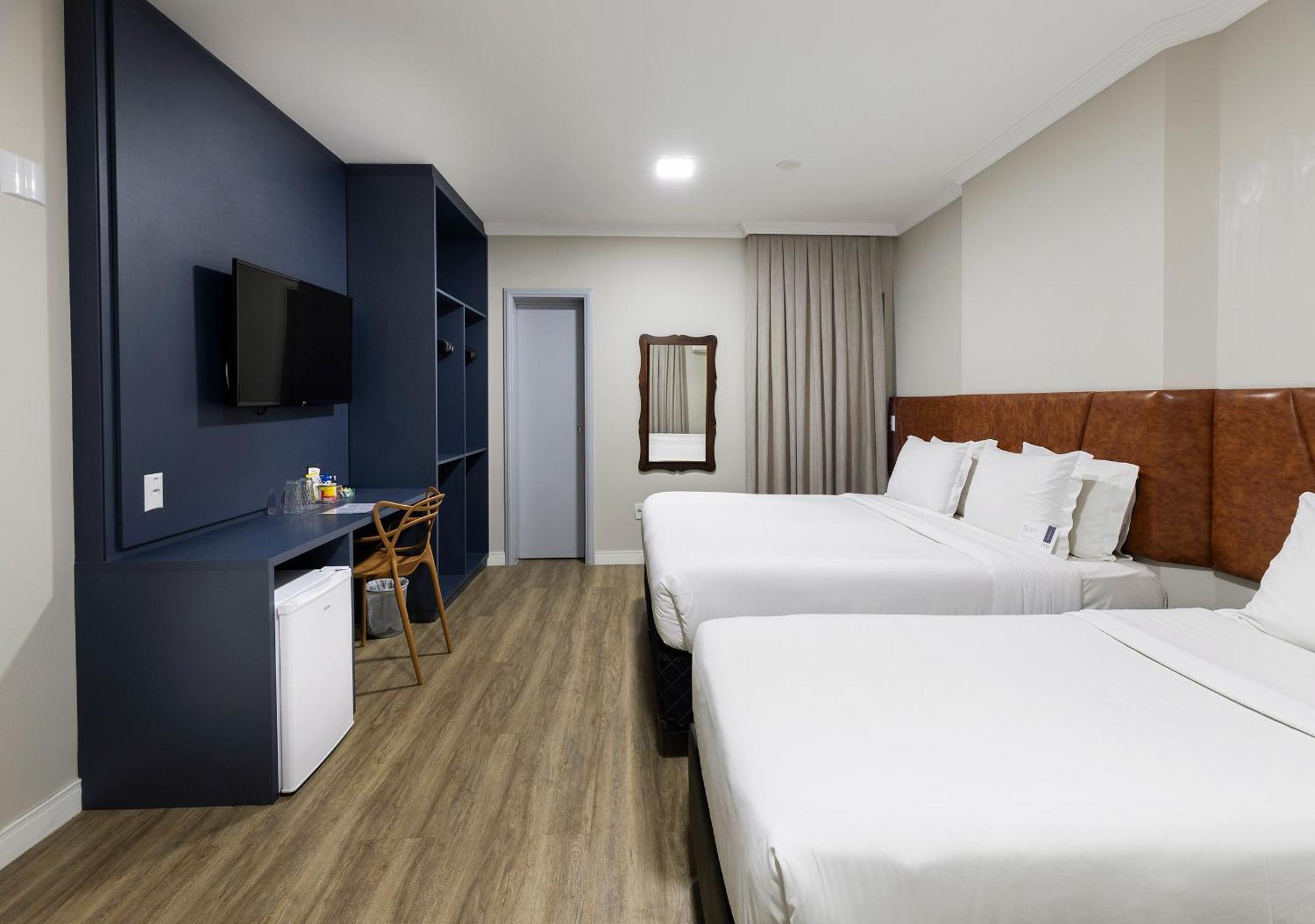 Hm Hotel Balneário Camboriú Esterno foto